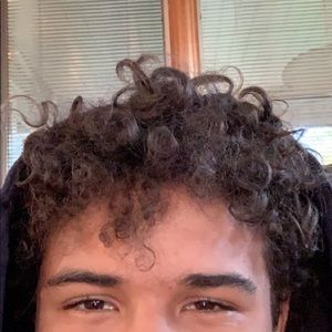 Meet your Posher, Ethan